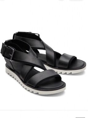 TOMS Sidney Tread Leather Cris Cross Leather Sandal Black Size 8